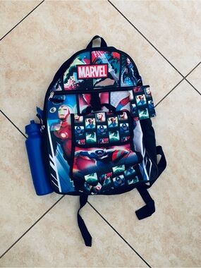 Bioworld Disney Marvel Backpack 5pc Set